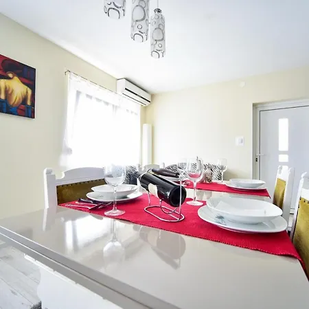Apartment Franko *