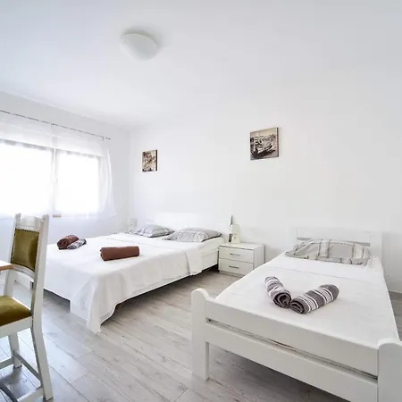 Franko Apartment